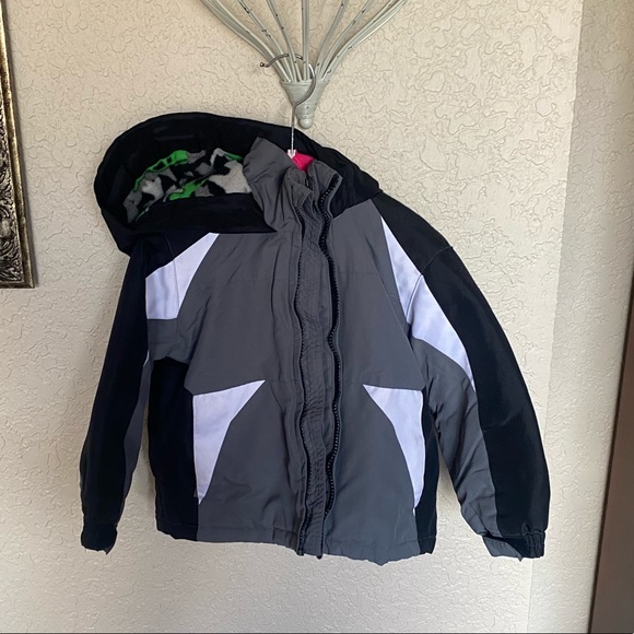 Fall and Winter Coat - Picture 1 of 11